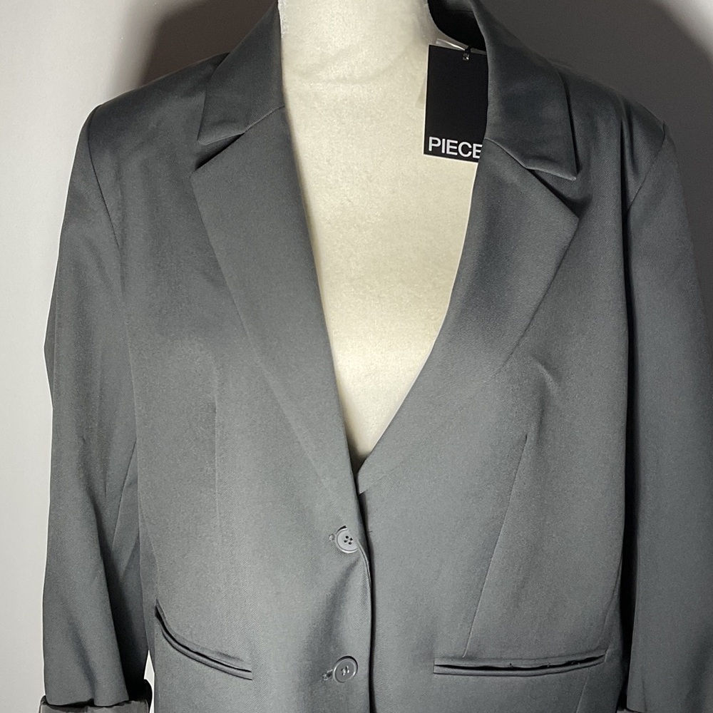 Elegant Gray Blazer by PIECE